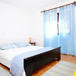 Apartment By The Sea Brna, Korcula - 147 Smokvica (Korcula)